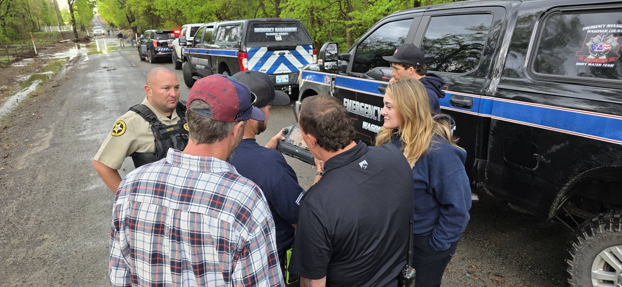 Commissioner Hanning coordinating with Wagoner County Emergency Management and the Sheriff